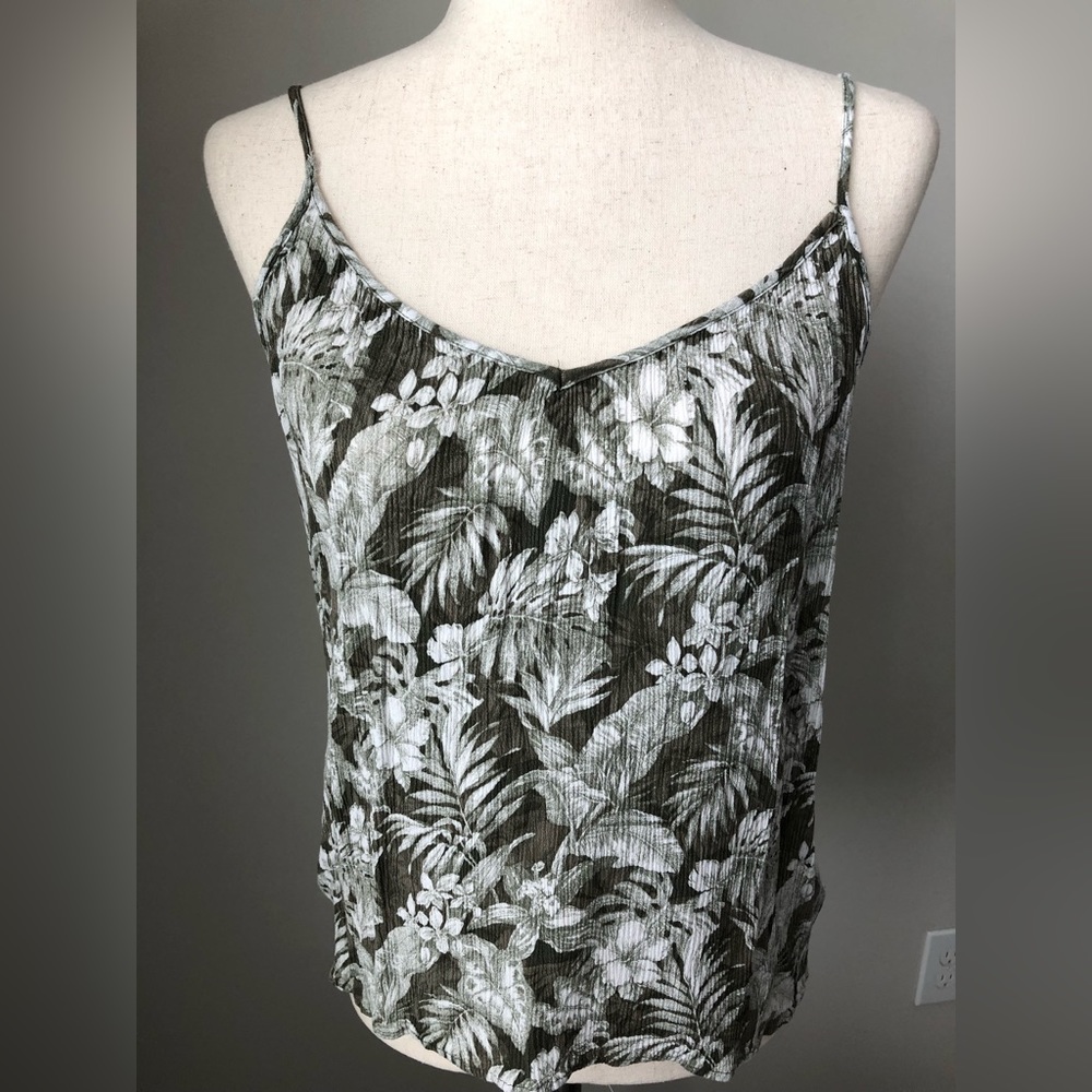 H&M v neck camisole top